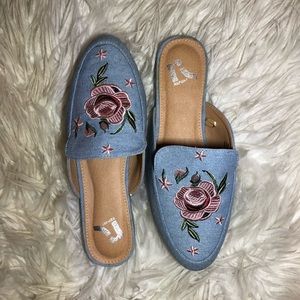 NWOT Sky blue/ denim mules with flower embroidery